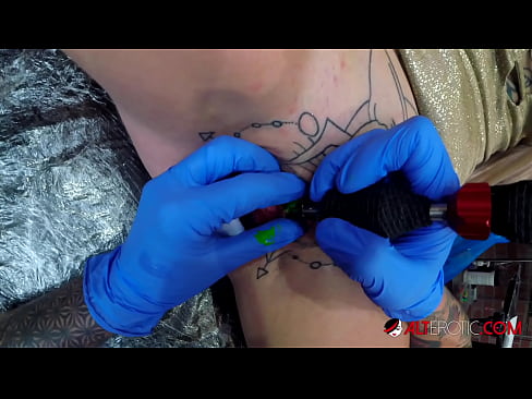 ❤️ Extremely tattooed hottie Sully Savage got a tattoo on her clitoris ❤ Fuck video at en-us.heatpumpcenter.top ❌